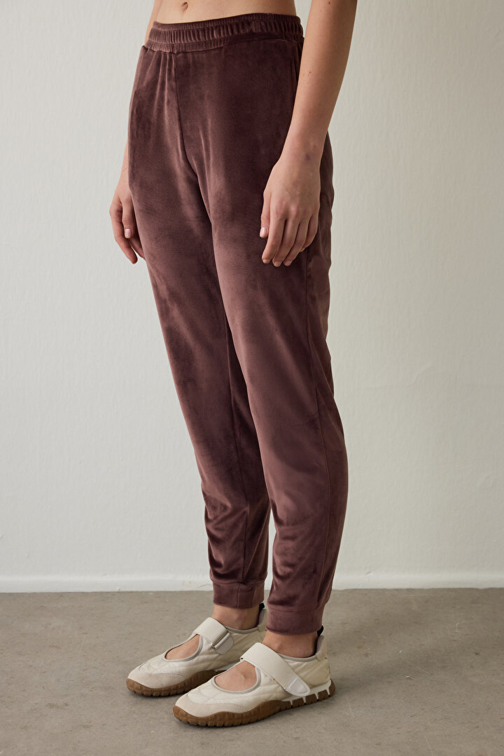 Brown Soft Velvet Warm Jogger Sweatpants - 1