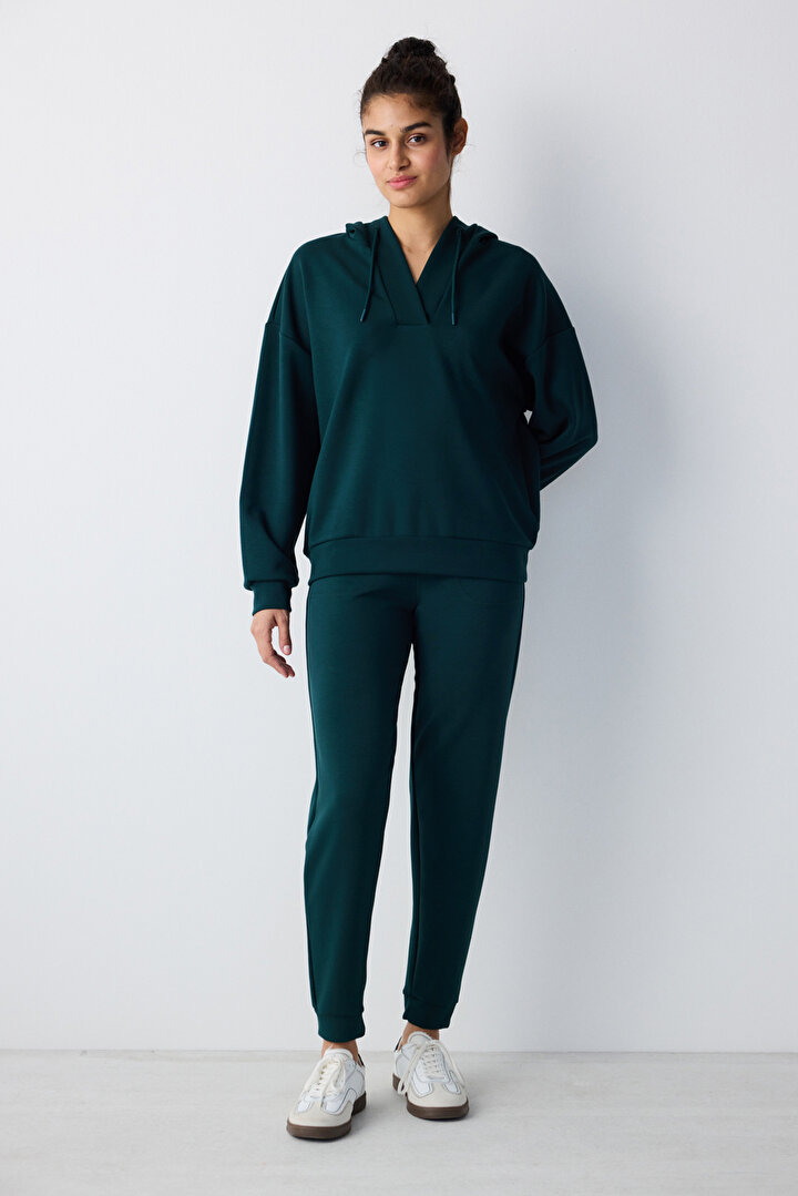 Koyu Yeşil V Yaka Silky Touch Sweatshirt - 2