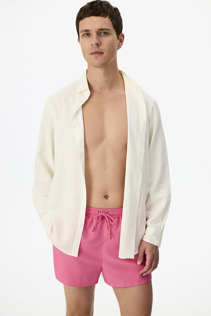 Man Pink Basic Shorts - 2