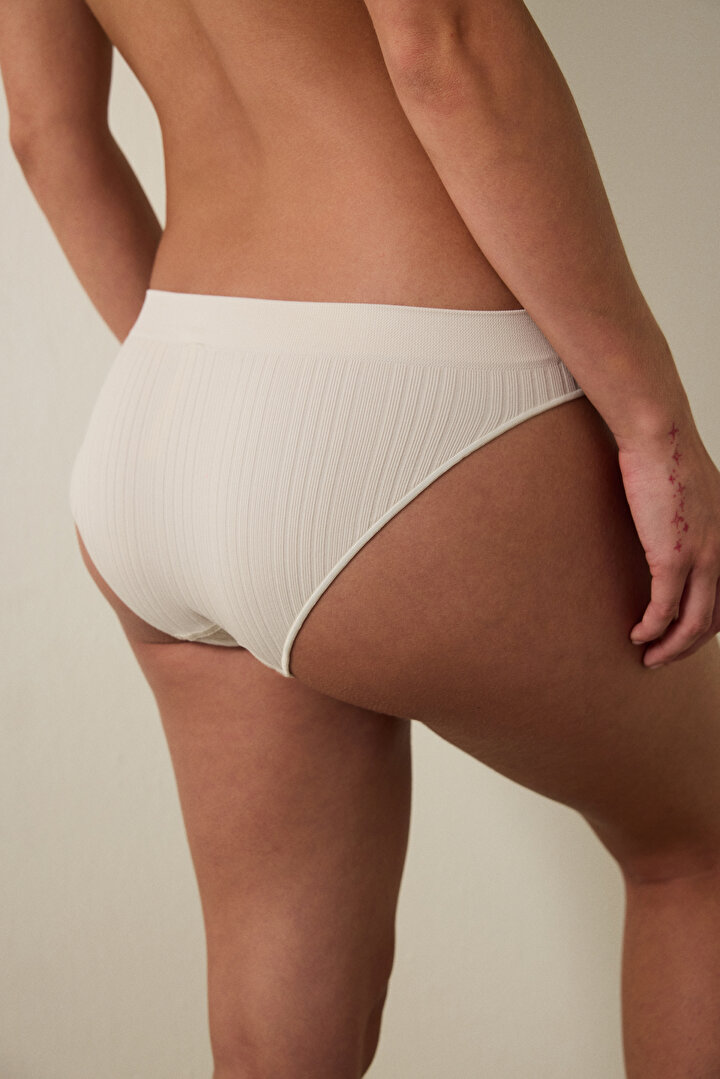 Ekru Dikişsiz Normal Bel Slip - 2