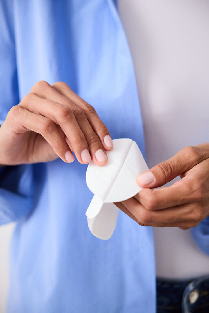 Ter Emici Optik Beyaz Koltuk Altı Pedi - 1