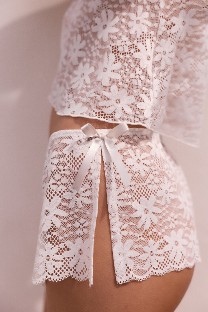 Kırık Beyaz Lace Dantel Şort - 2