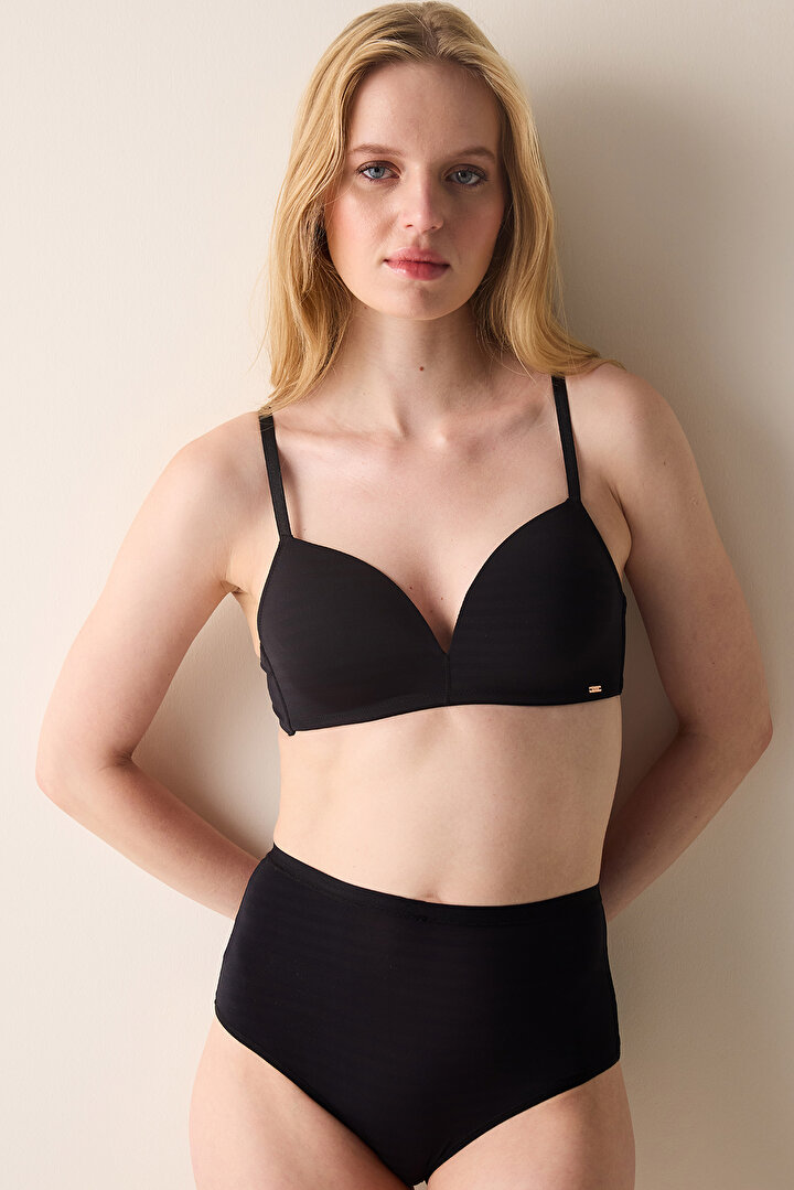 Cosy Essentials Bra - 1