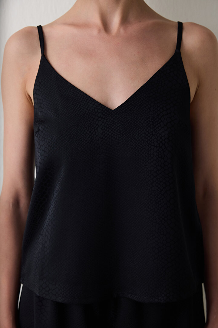 Siyah Fleur Saten V Yaka Ayarlanabilir Askılı Pijama Üstü - 2