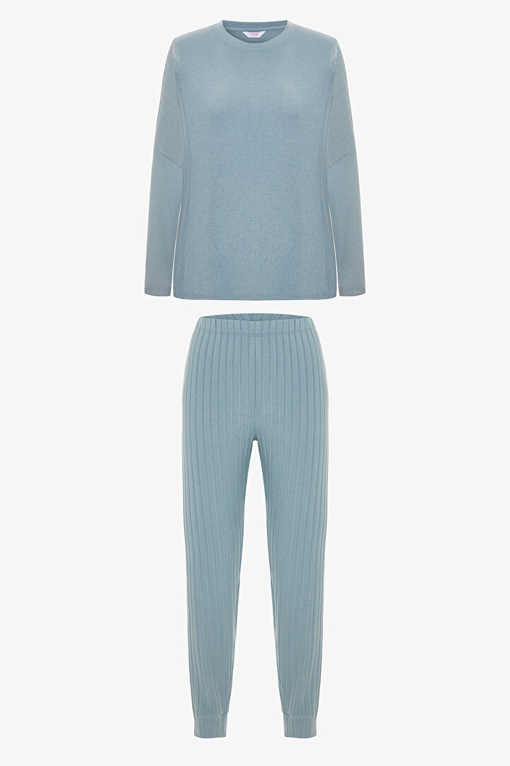 Gray Chill Time Boat Neck Thermal Effect Pajama Set - 1