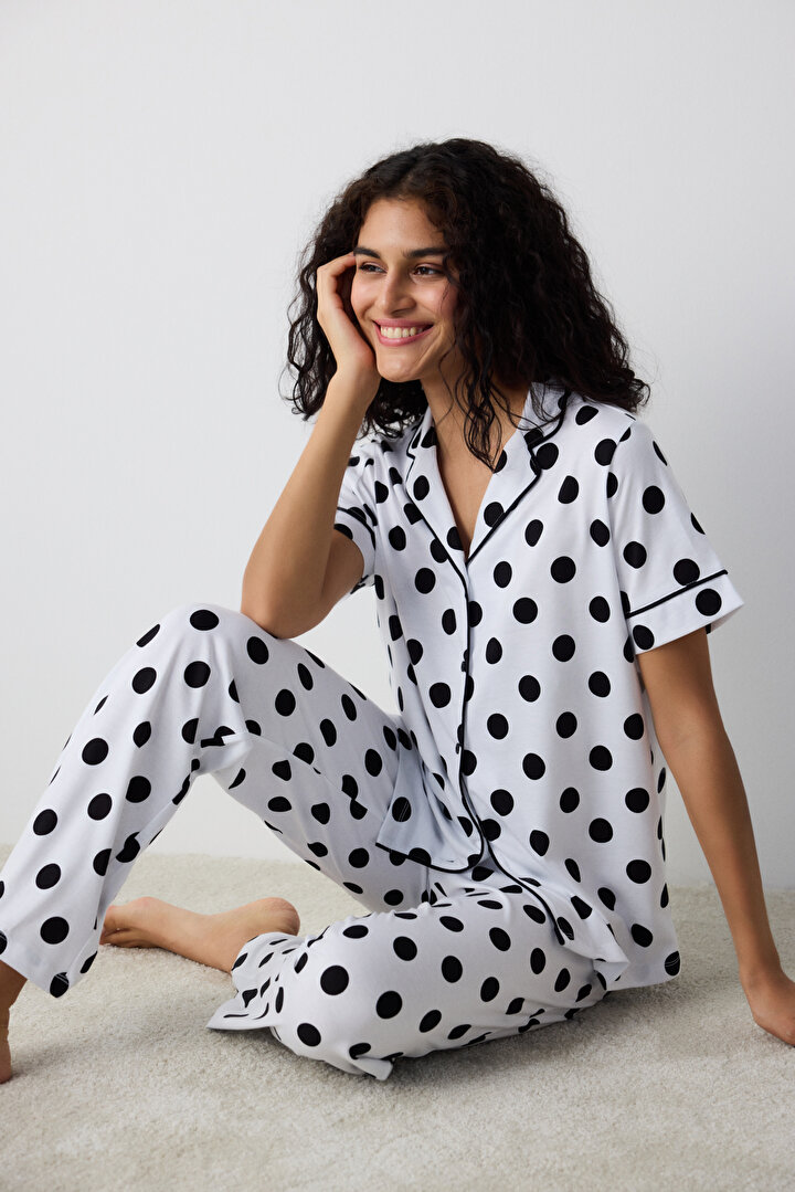 Black Dotted Gömlek Pantolon Beyaz Pijama Takımı - 1