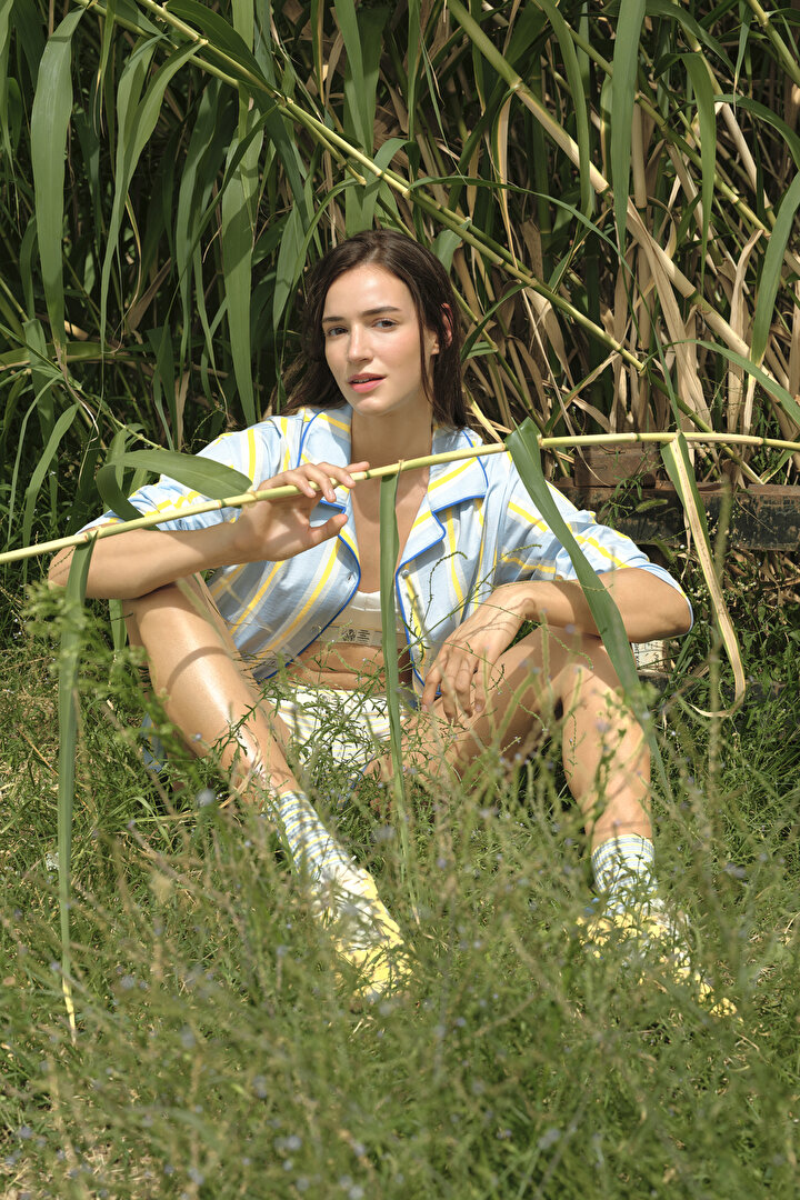 Açık Mavi Çizgili Gömlek Yaka Pamuklu Uzun Kollu Pijama Takımı- Inspired by Flora - 1