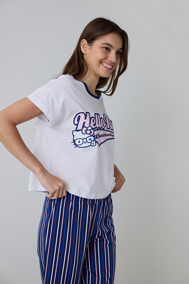 Optik Beyaz Hello Kitty Çizgili Kısa Kollu Bisiklet Yaka Pijama Takımı - 2