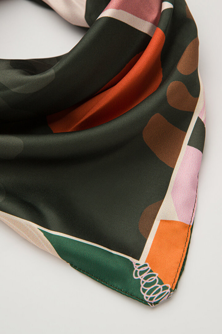Dark Flower Bandana - 2