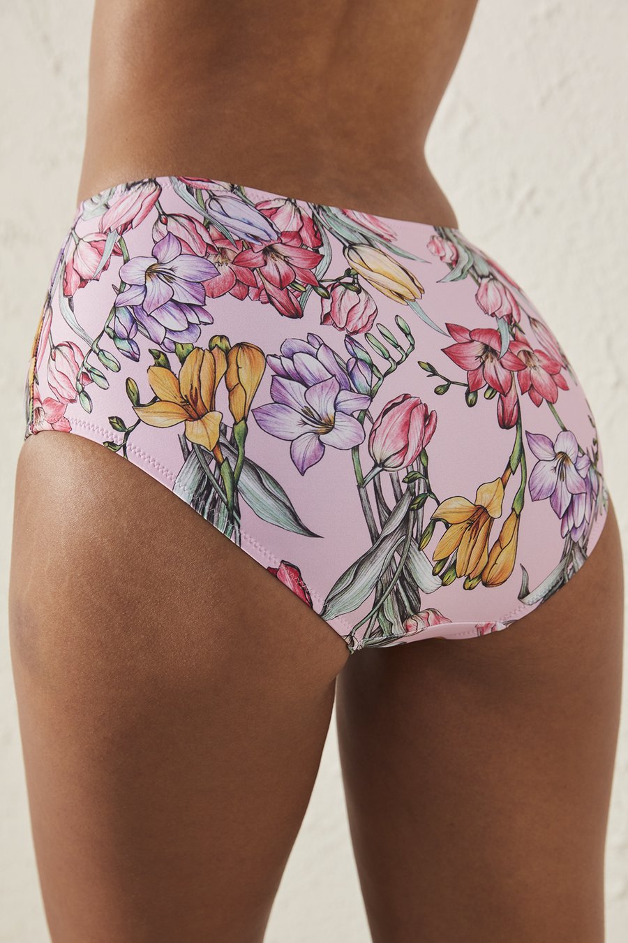 FILIPA HIGH RUFFLE BOTTOM