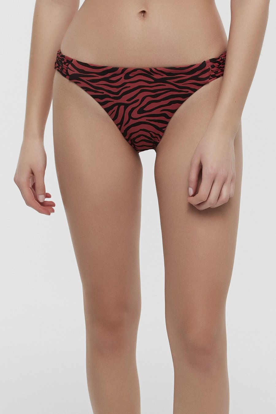 SAVAGE MACRAME BOTTOM