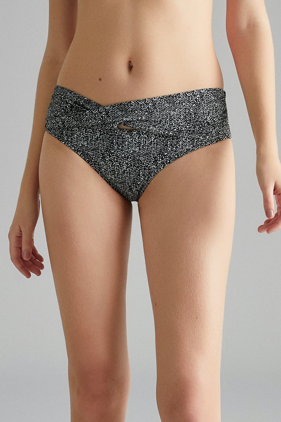 ASHLEY TWIST BOTTOM