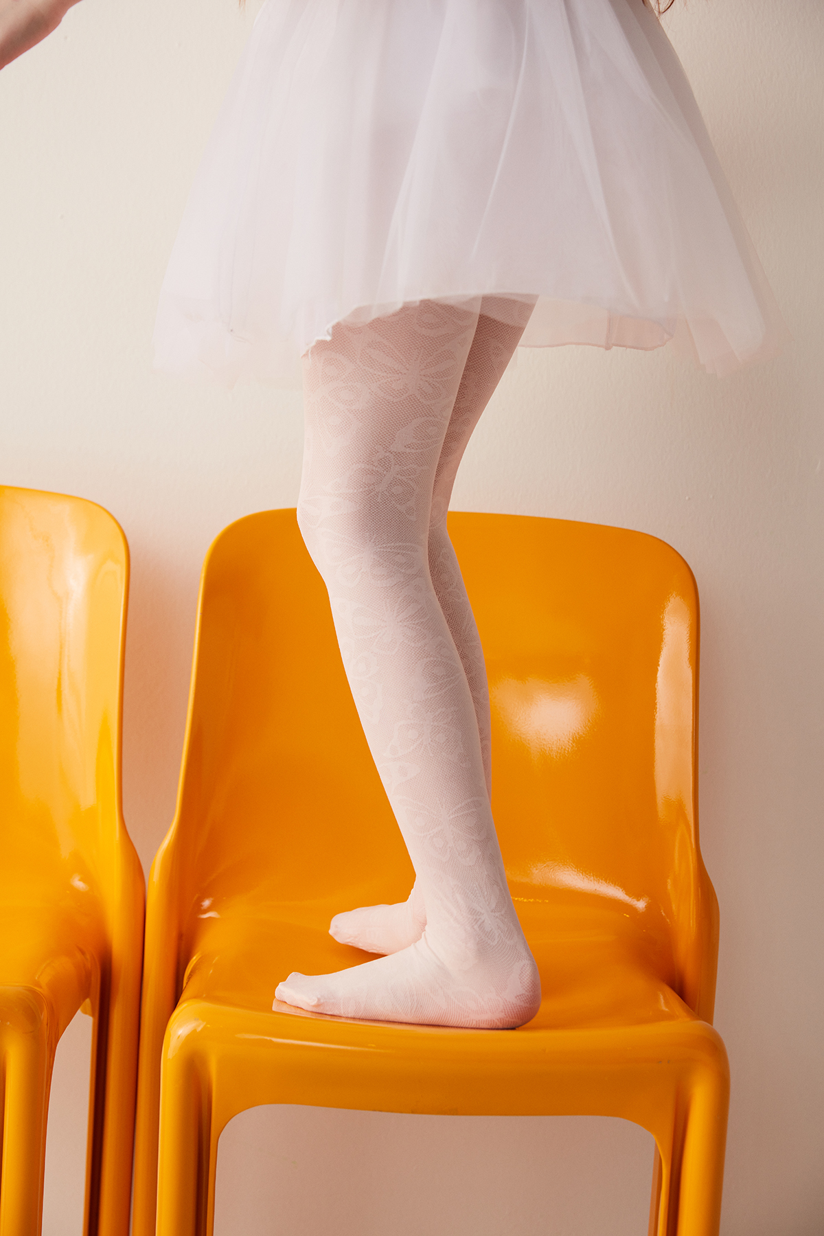 Penti Beyaz Kız Çocuk Kelebek Desenli Külotlu Çorap. 1