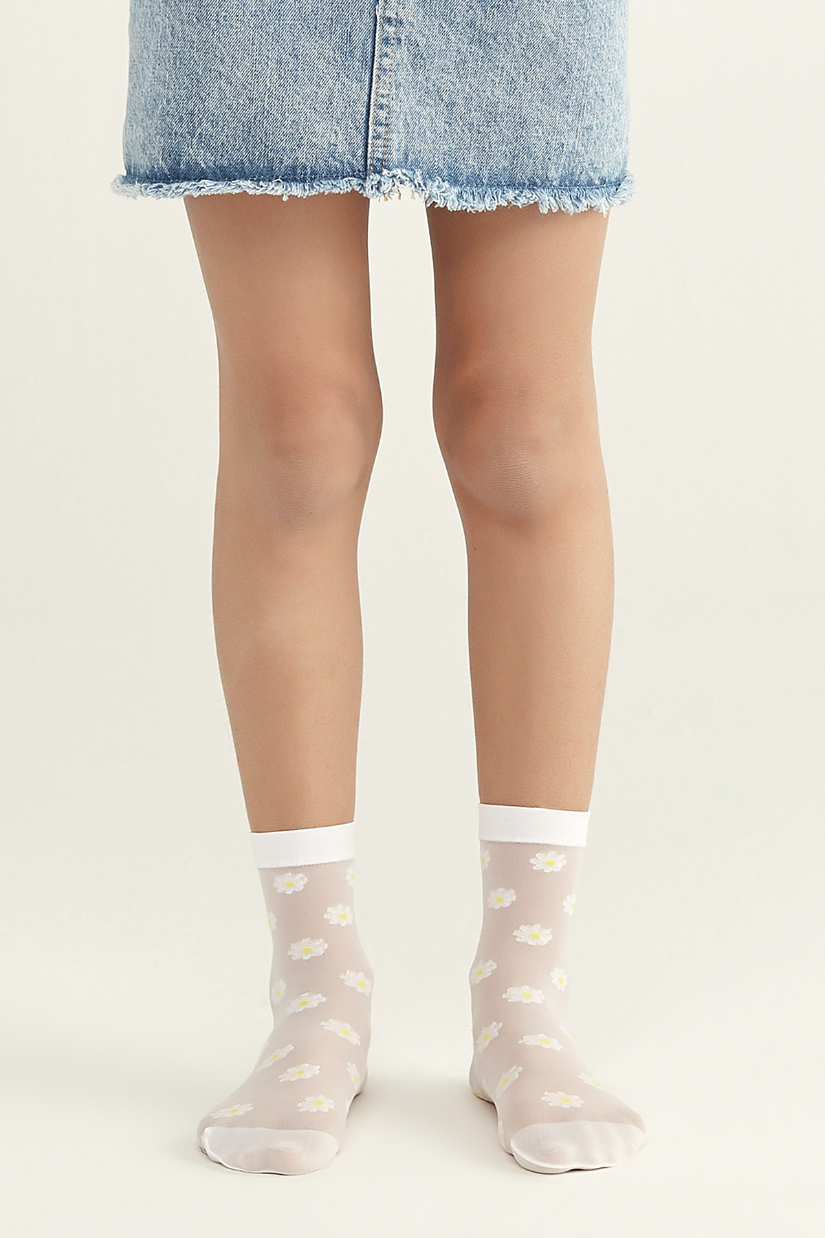 Penti Beyaz Pretty Moon Daısy Soket Çorap. 1