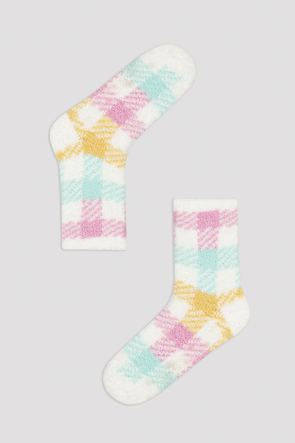 Penti Çok Renkli Kareli Soket Çorap. 1