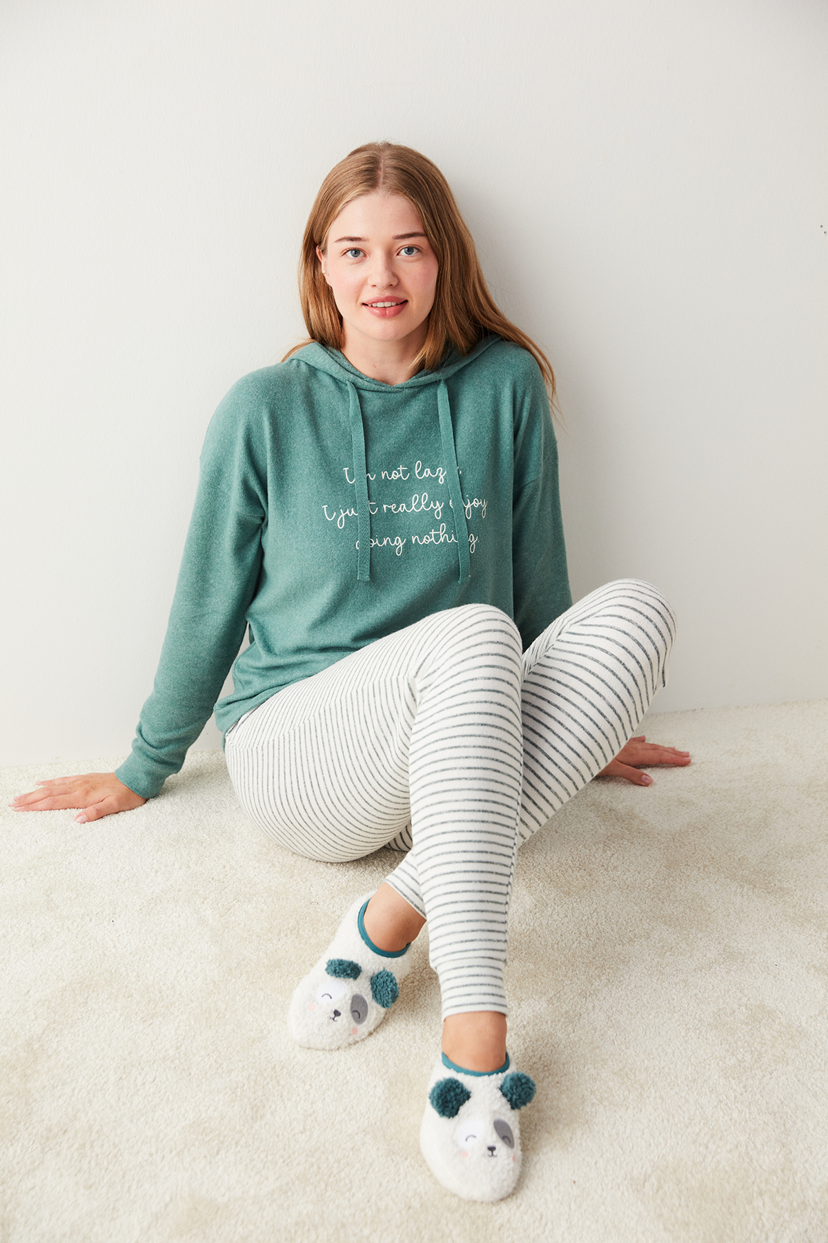 Penti Beyaz Çizgili Termal Pantolon Pijama Altı. 1 Penti Beyaz Çizgili Termal Pantolon Pijama Altı. 1