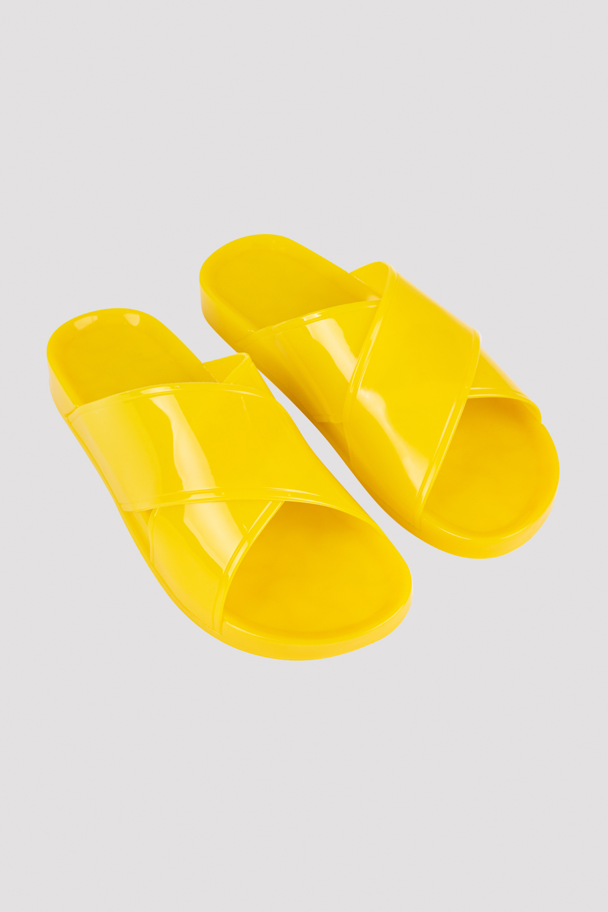 Penti Ye Yellow Cross Jelly Slipper. 1
